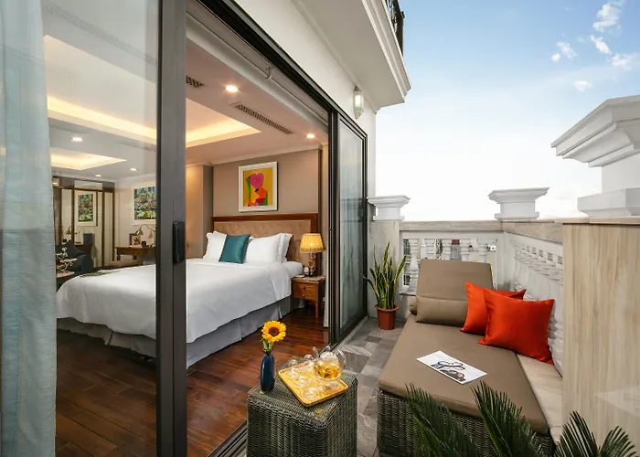 Hanoi Dalvostro Valentino & SpaSpa Hotel